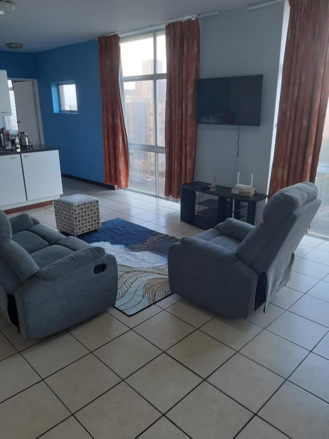Unit 95 Oceanic - Self Catering, North Beach ダーバン エクステリア 写真